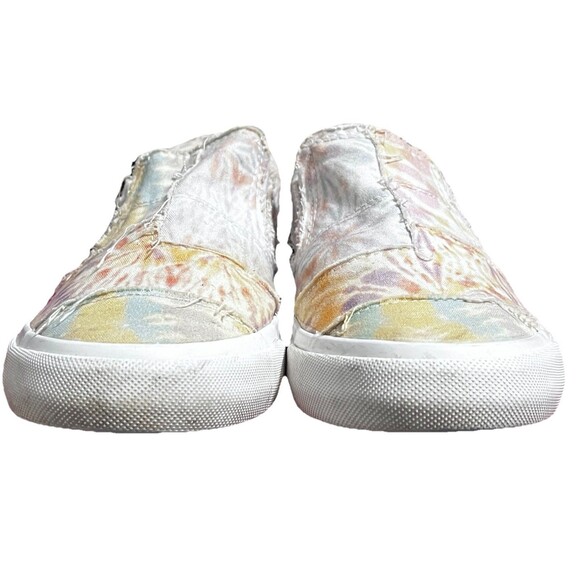 Blowfish Malibu Women's Slip On Sneakers Abstract Patchwork Canvas Size 9 EUC - Picture 2 of 10